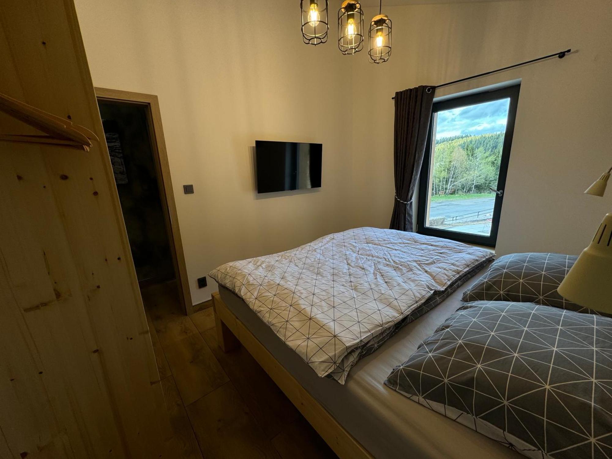 Flaje Apartmany Český Jiřetín Buitenkant foto
